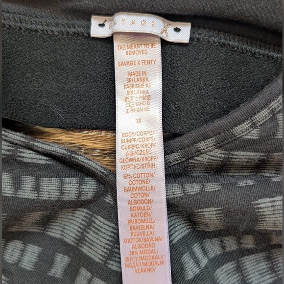 Savage X Fenty Black and Gray Bralette Low Impact Sports Bra - Picture 6 of 6